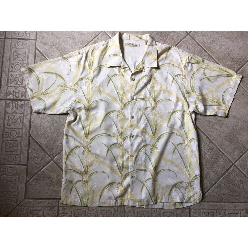 Tommy Bahama Hawaiian Short Sleeve Shirt Pale Yellow Floral Silk Size‎ XL